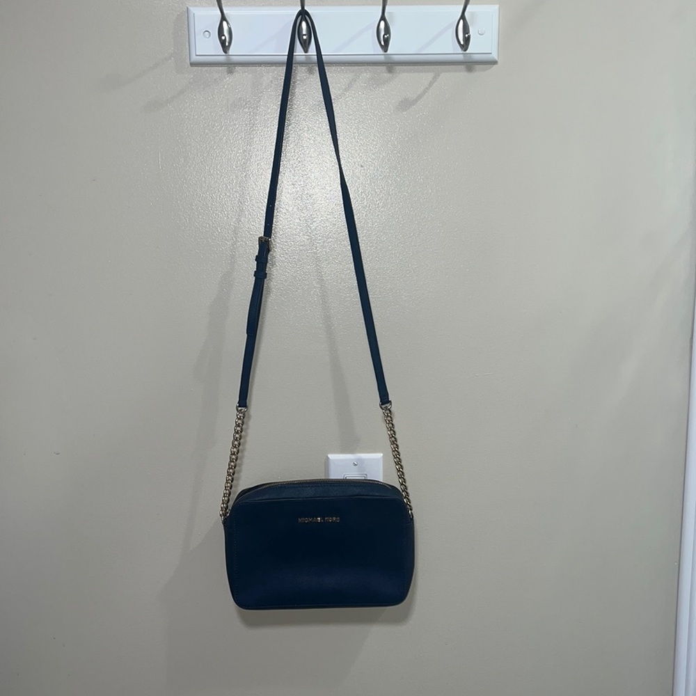 NAVY BLUE MICHAEL KORS CROSSBODY